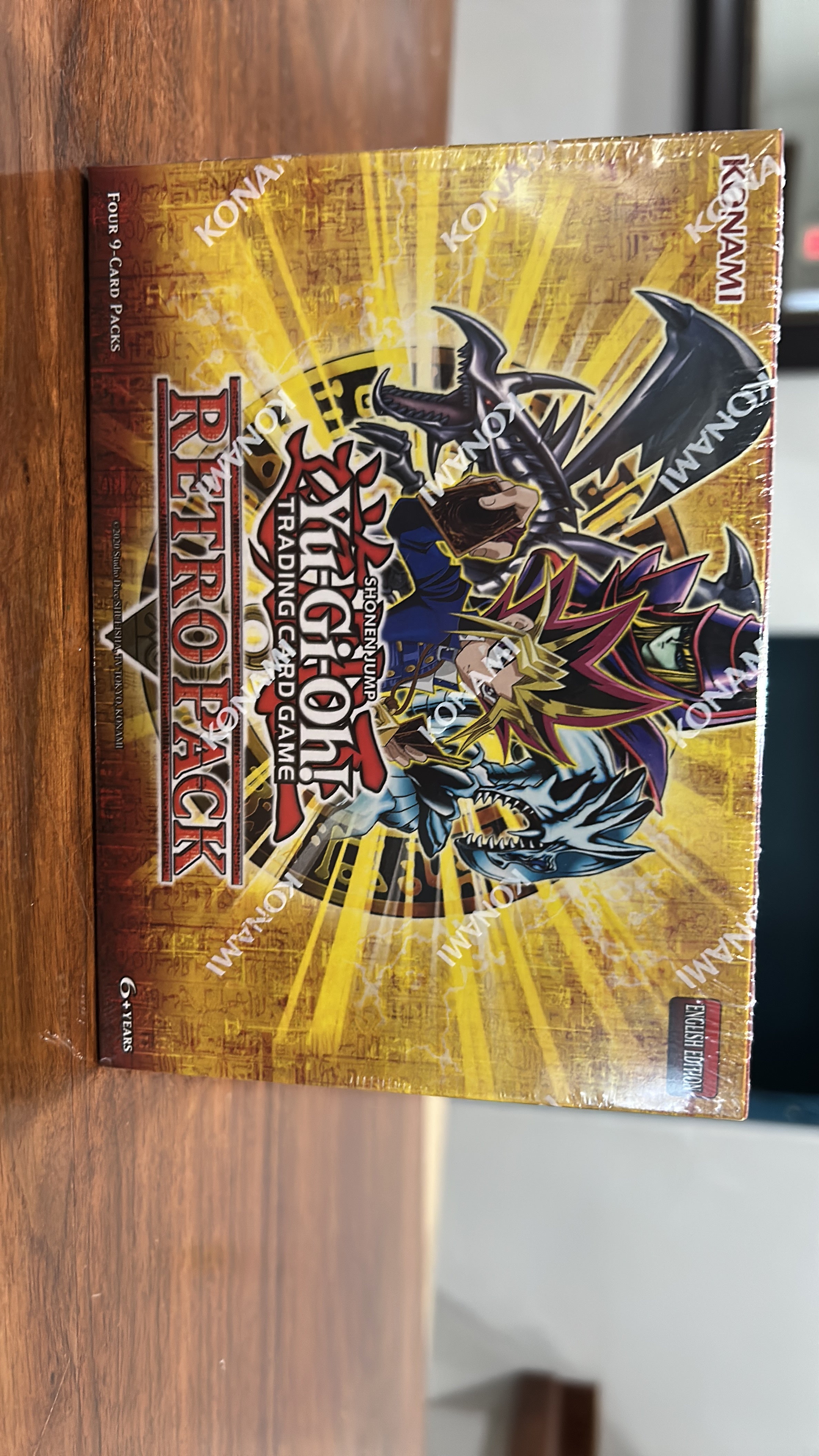 Retro Pack Box (4-Pack)